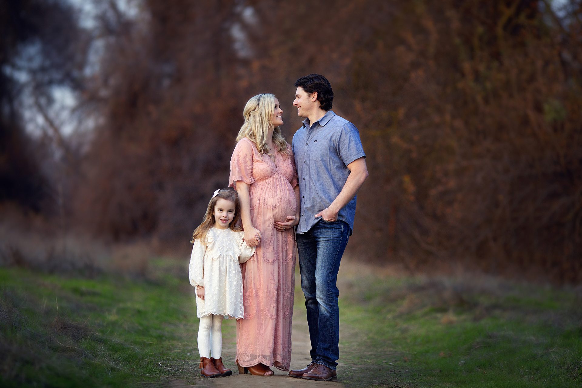 Family Maternity Shoot in Modesto