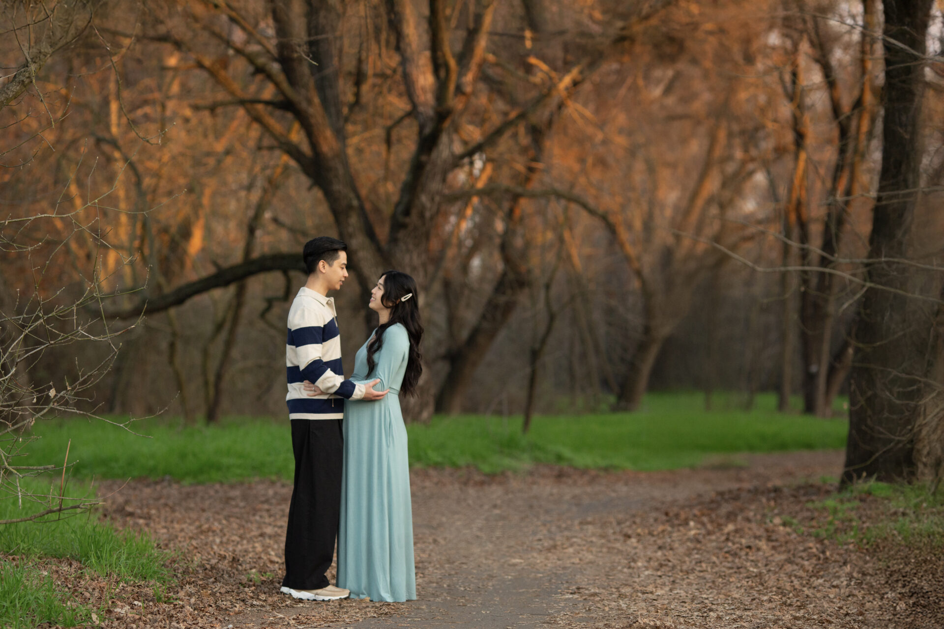 folsom maternity photographer golden hour session